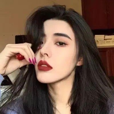 闪亮女孩封面